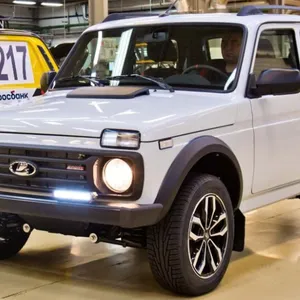 LADA Niva Travel обгонит Belgee X50 по объёму продаж в апреле на рынке РФ?