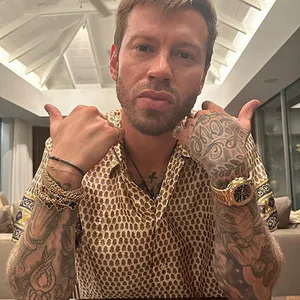 Будет ли закрыто дело Фёдора Смолова о конфликте в «Кофемании» 1 апреля 2026 года?